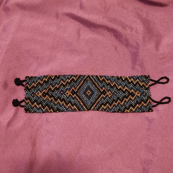 Woven Beaded Bracelet - Picture 7 of 7